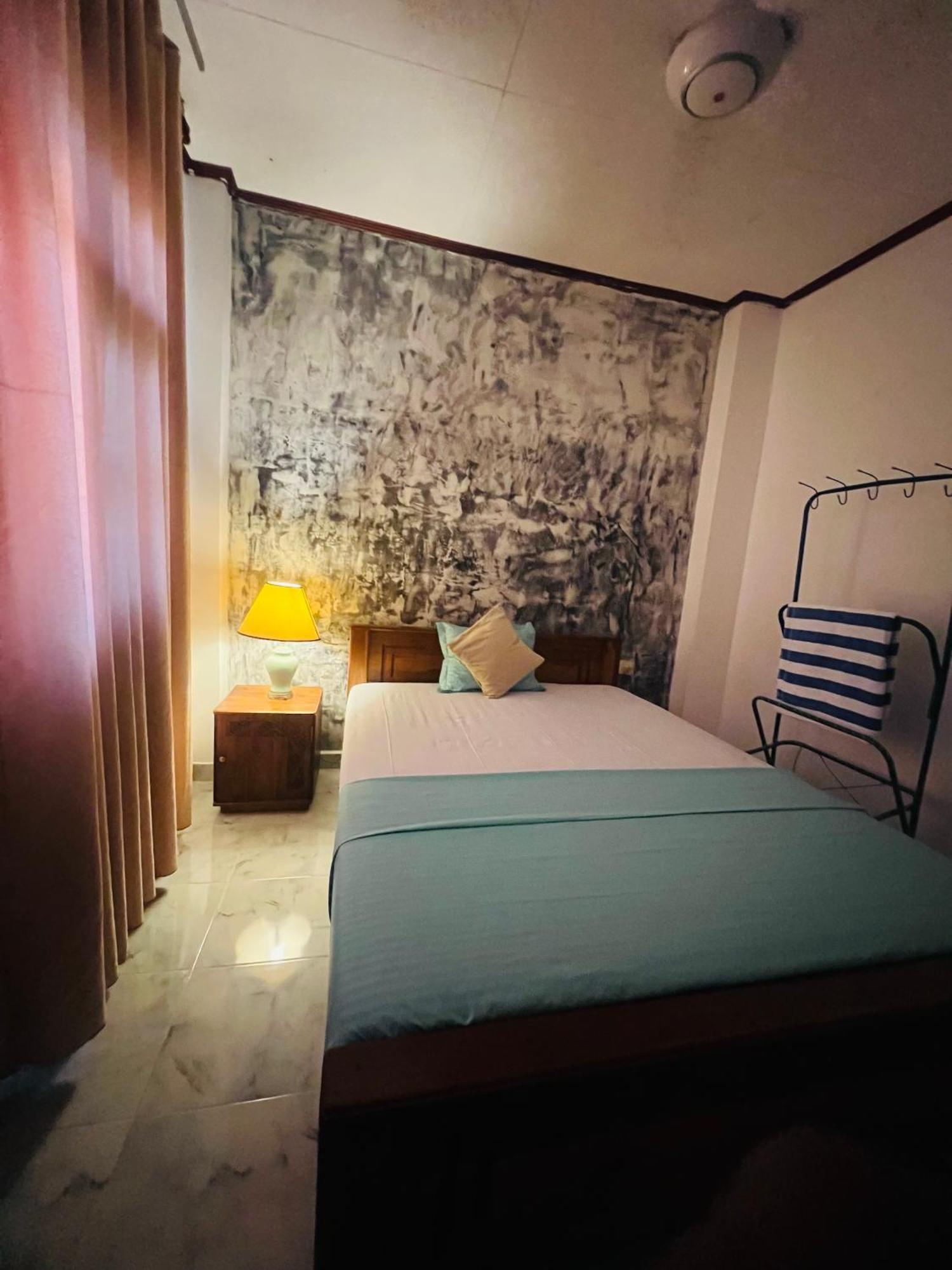 Hotel Zen Zone à Weligama Extérieur photo