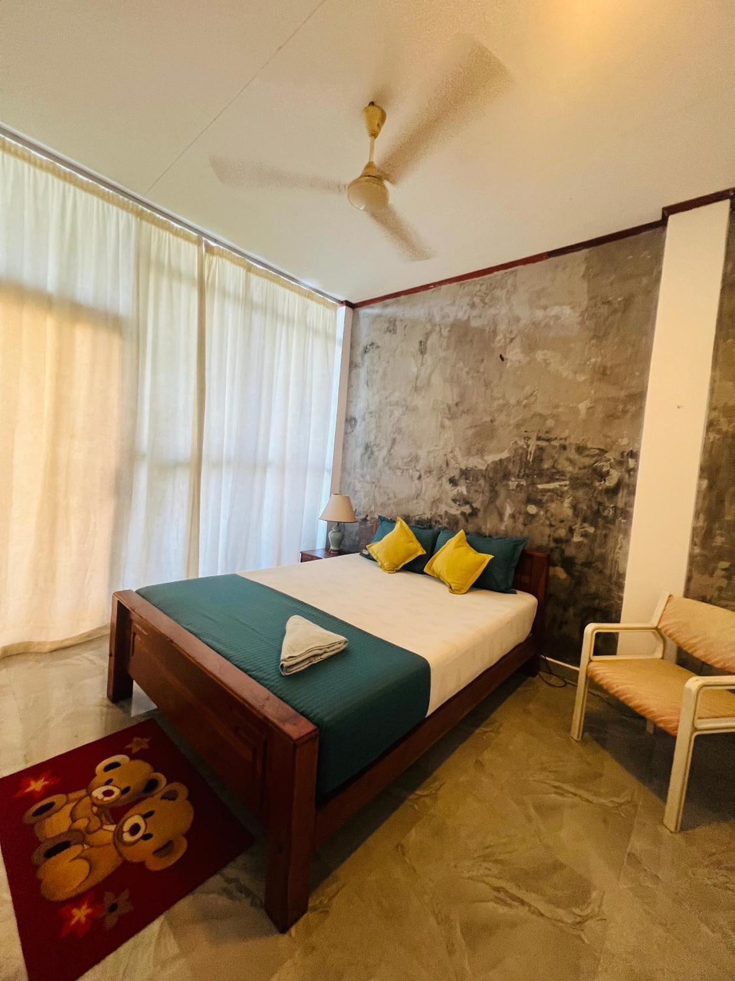 Hotel Zen Zone à Weligama Extérieur photo
