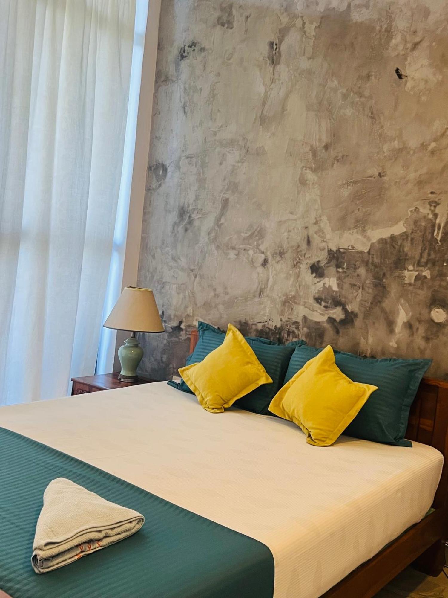 Hotel Zen Zone à Weligama Extérieur photo